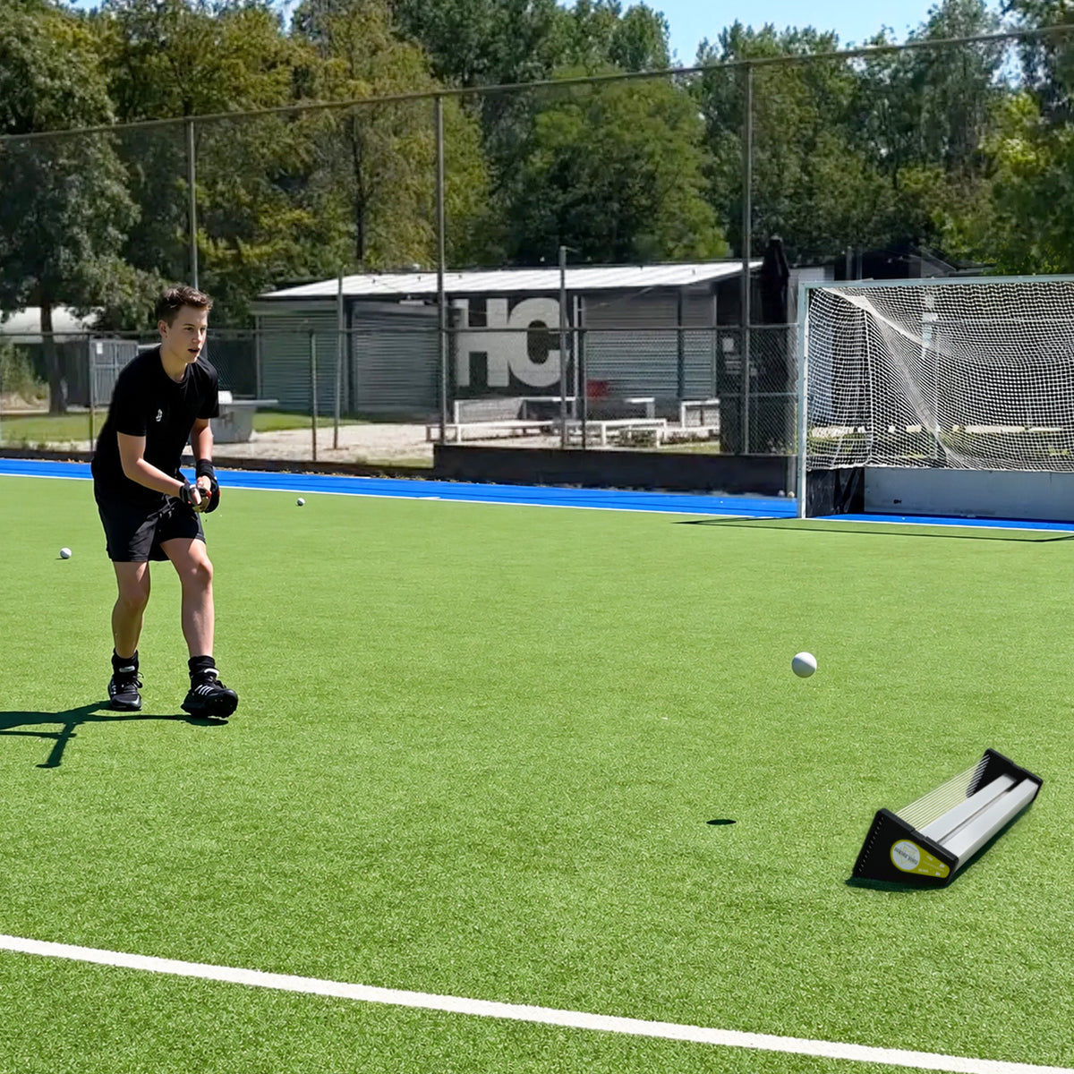 REBOUNDER